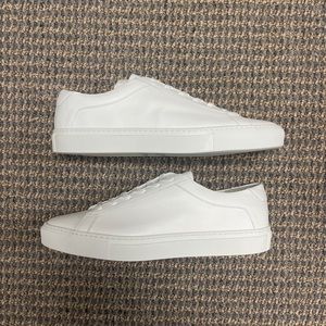 Brand New Unworn Men’s KOIO Triple White Capri Sneakers Size 44 EU, size 11 US